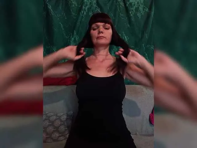 sashapearl23 – webcam model profile photo Image 7