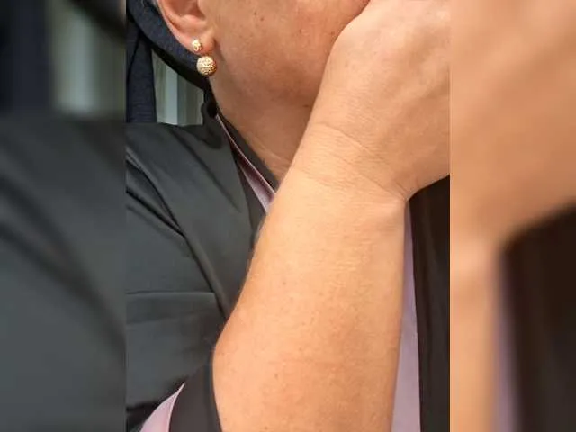 AmelieWilliams – webcam model profile photo Image 17