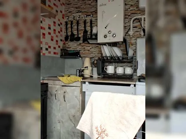 AmelieWilliams – webcam model profile photo Image 8