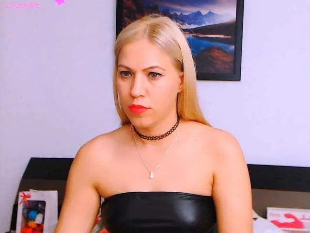 SabrinaFiory – webcam model profile photo Image 8