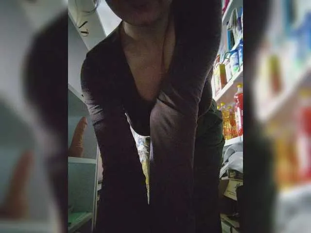 GreciaMorgan – webcam model profile photo Image 11