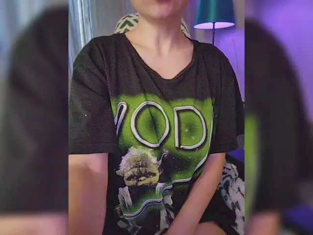 GreciaMorgan – webcam model profile photo Image 12