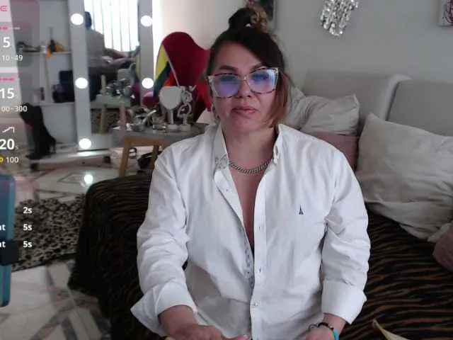 SkyLumen – webcam model profile photo Image 15