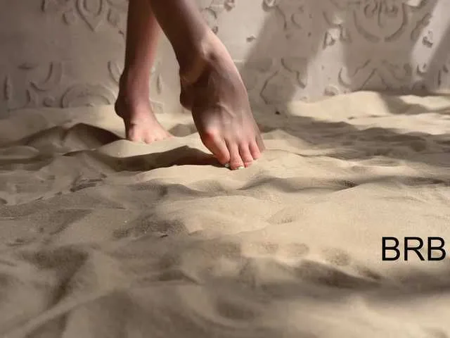 CassieGil – webcam model profile photo Image 15