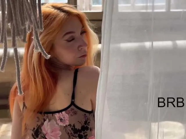 CassieGil – webcam model profile photo Image 5