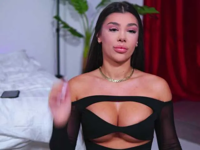 Raseele – webcam model profile photo Image 17