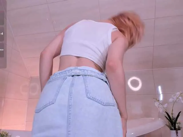 Chloee_Peach – webcam model profile photo Image 7