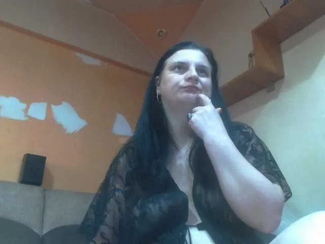 AmyBelmontt – webcam model profile photo Image 3