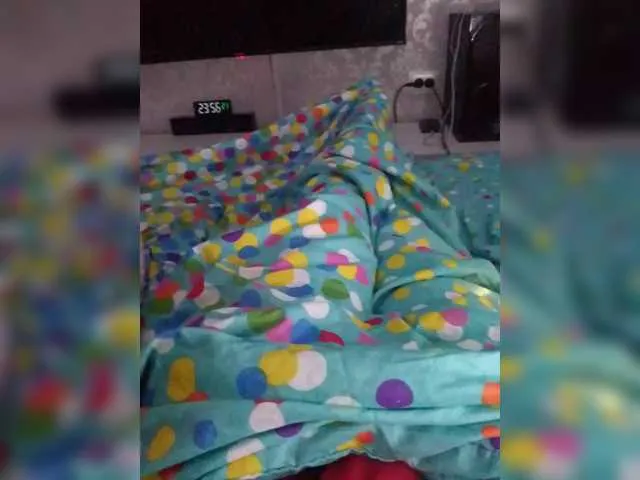 Amylewiss – webcam model profile photo Image 7