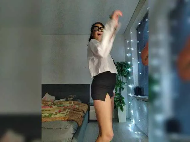 aknawildee – webcam model profile photo Image 17