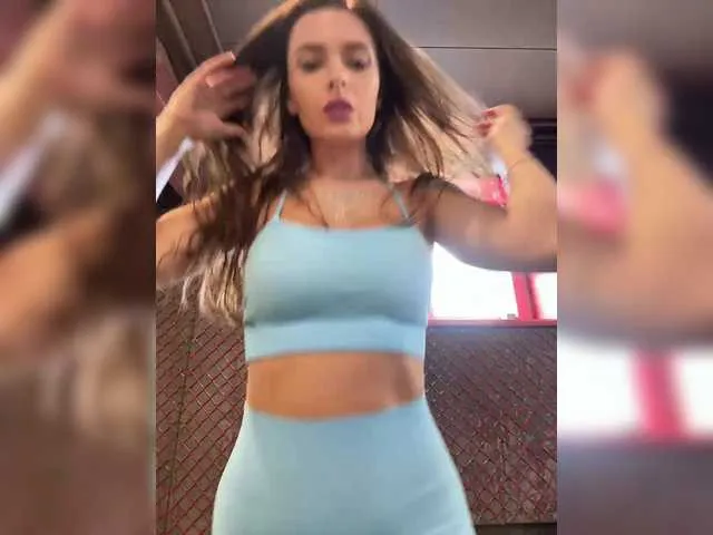 NickAnny – webcam model profile photo Image 14