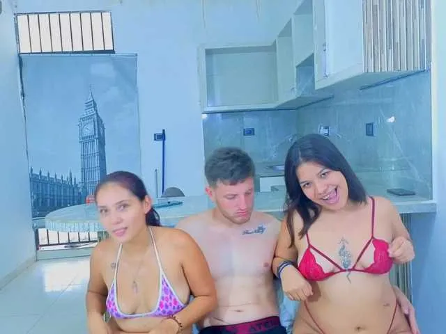 ChloeeGill – webcam model profile photo Image 2