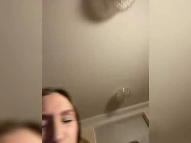 Chloe_Sins – webcam model profile photo Image 16