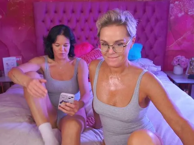 NatallieLynn – webcam model profile photo Image 11