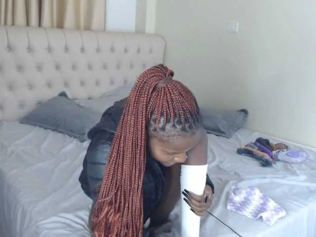 AmyBelmontt – webcam model profile photo Image 6