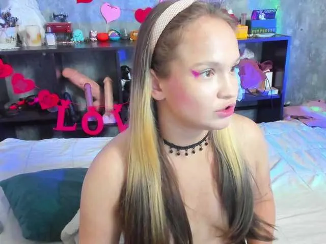 AmyBelmontt – webcam model profile photo Image 17