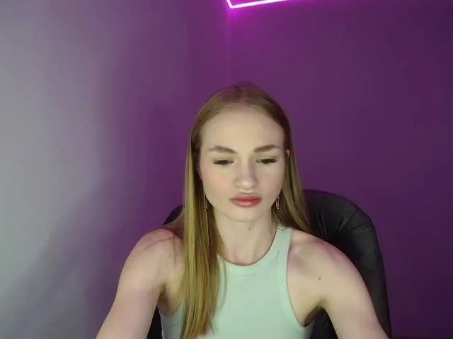 SuperSQUIRTERr – webcam model profile photo Image 4