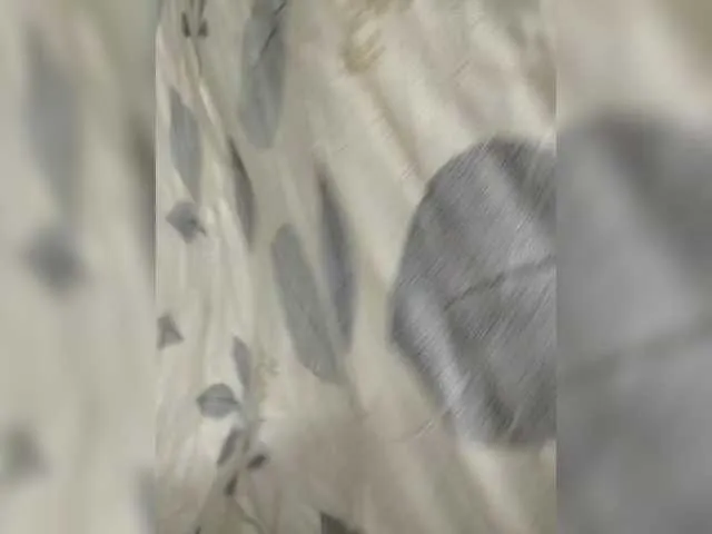 HugeTitties – webcam model profile photo Image 4