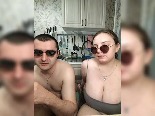 KiraHill – webcam model profile photo Image 5