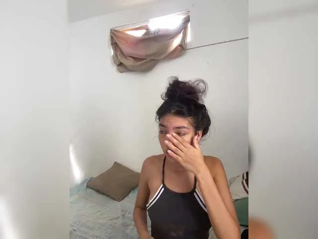 GiaMazzon – webcam model profile photo Image 7