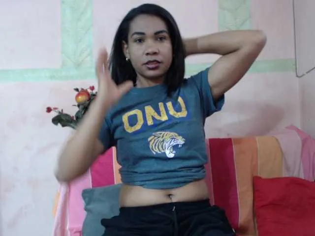 Emma_Lunny – webcam model profile photo Image 2