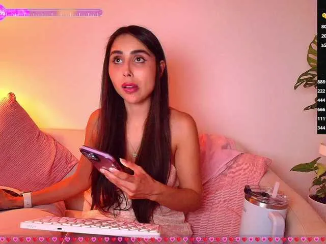 youyou-2025 – webcam model profile photo Image 15