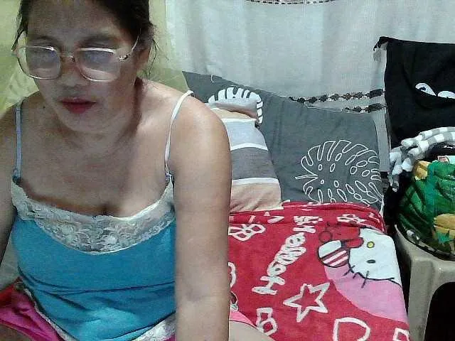 SkyLumen – webcam model profile photo Image 12