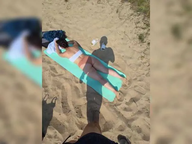 CheerryX – webcam model profile photo Image 3