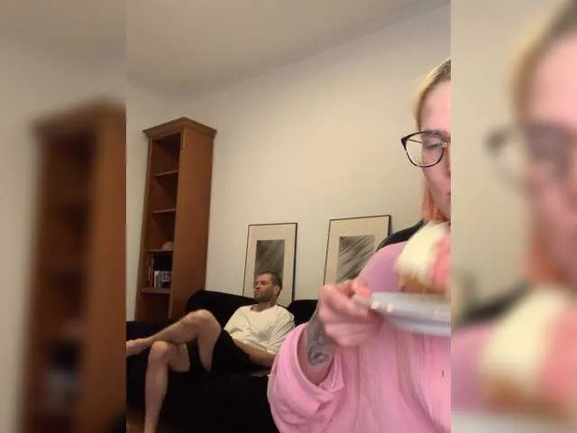 TittieTia19 – webcam model profile photo Image 8