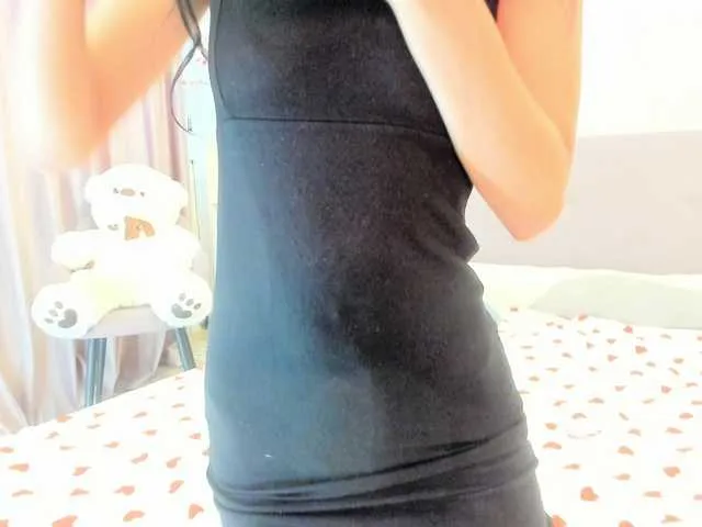 AmyBelmontt – webcam model profile photo Image 9