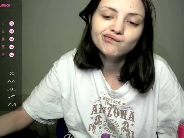 AmyBelmontt – webcam model profile photo Image 10