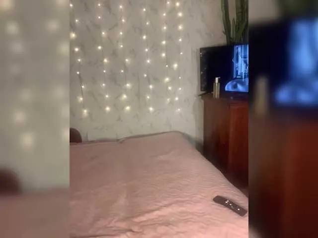 AmyBelmontt – webcam model profile photo Image 10