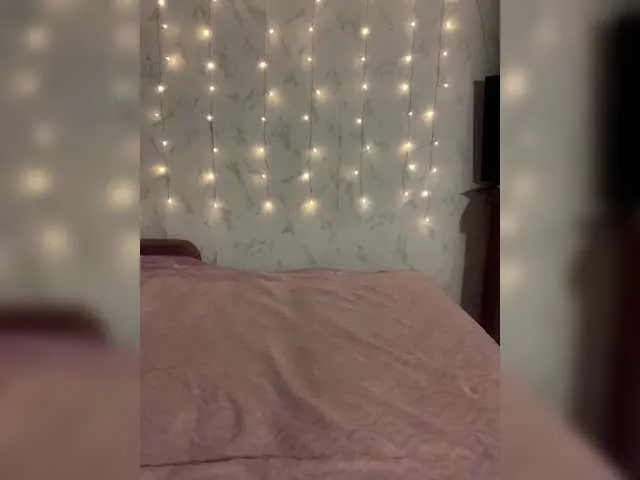 AmyBelmontt – webcam model profile photo Image 18