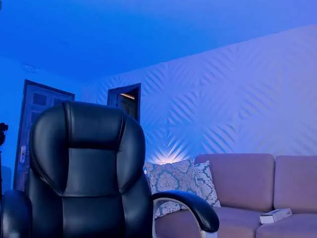 CassieGil – webcam model profile photo Image 6