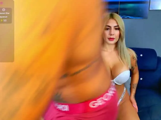 LisanaSmith – webcam model profile photo Image 13