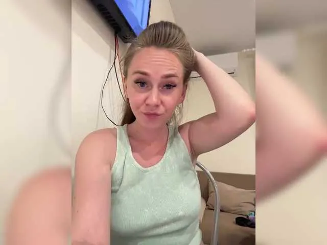 Kitty_Mifl – webcam model profile photo Image 10