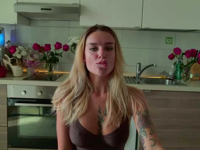 Sunbelxx – webcam model profile photo Image 13