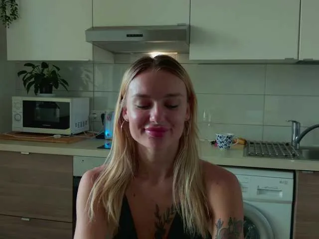 Sunbelxx – webcam model profile photo Image 6