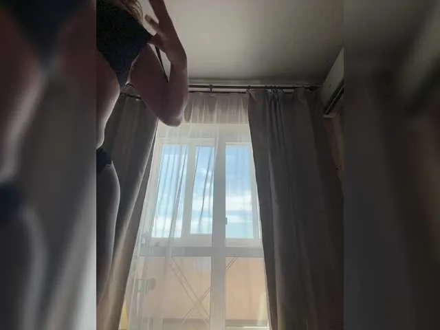 Your_Jessica – webcam model profile photo Image 6