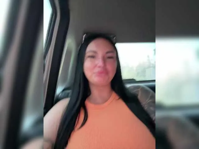 SerenaVelour – webcam model profile photo Image 9