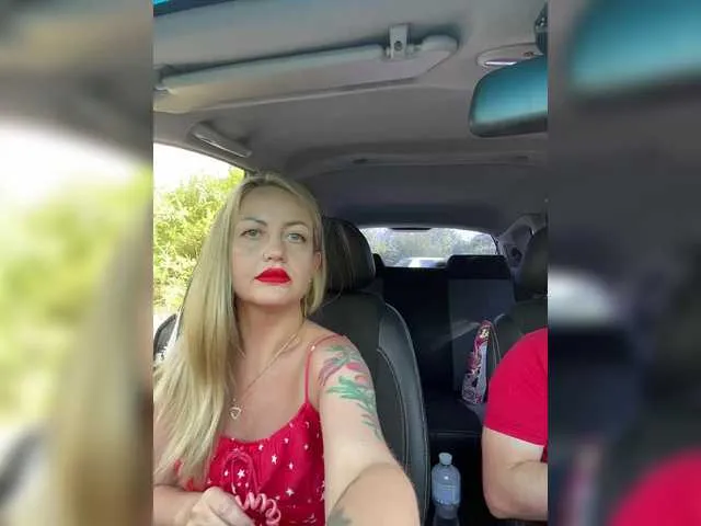 JaneRouse – webcam model profile photo Image 2