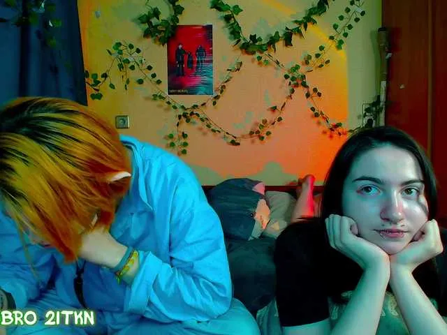 cute-yay – webcam model profile photo Image 12