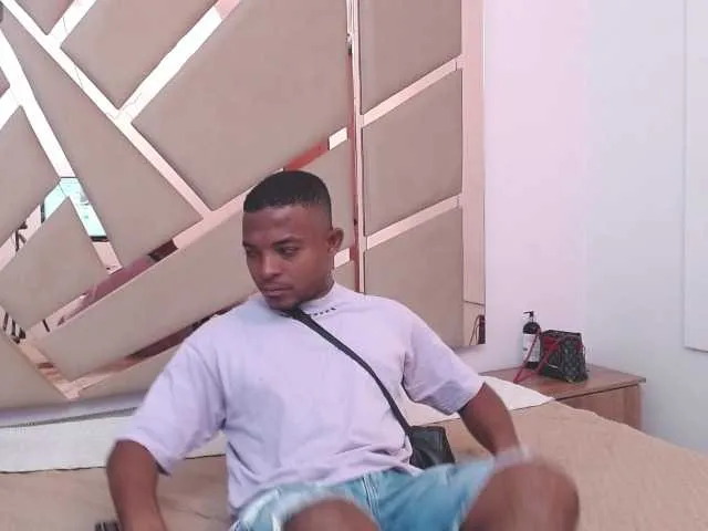 NinaFontana – webcam model profile photo Image 19