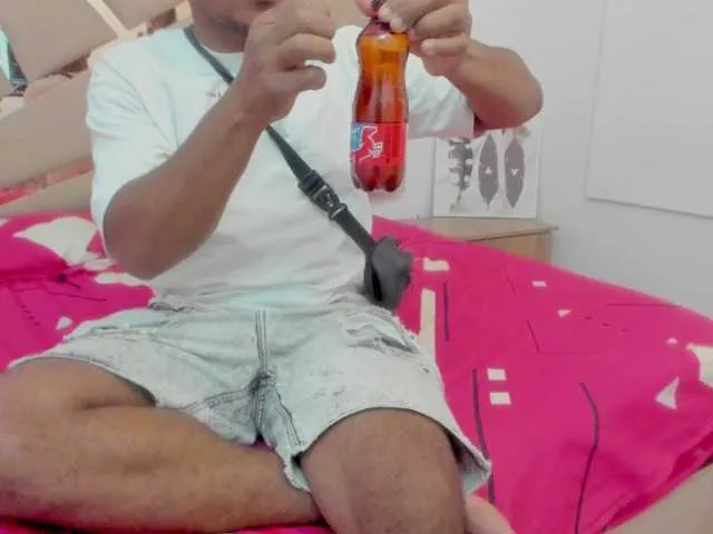 NinaFontana – webcam model profile photo Image 9