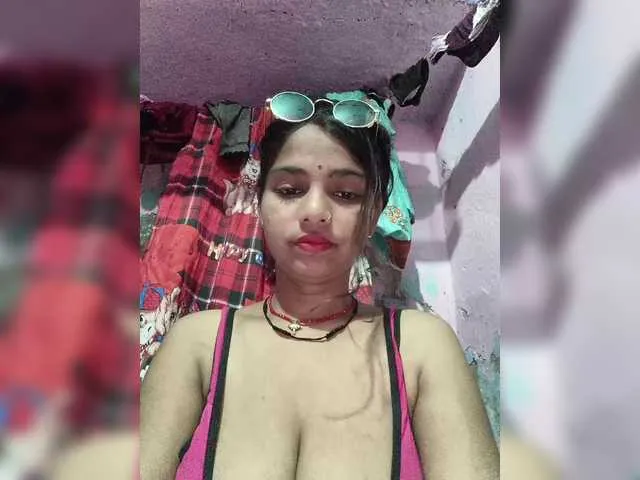 SkyLumen – webcam model profile photo Image 10