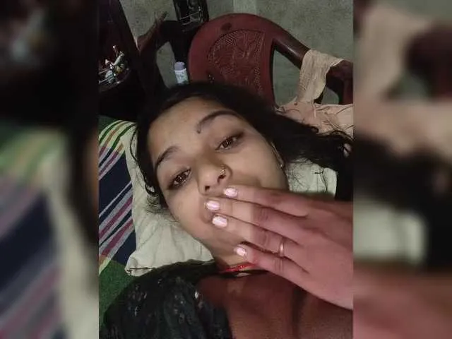 SkyLumen – webcam model profile photo Image 8