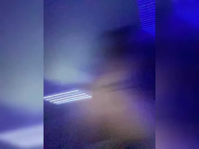 ChloeeGill – webcam model profile photo Image 19