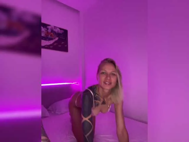 NataScott – webcam model profile photo Image 5