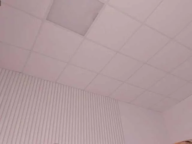 CassieGil – webcam model profile photo Image 3