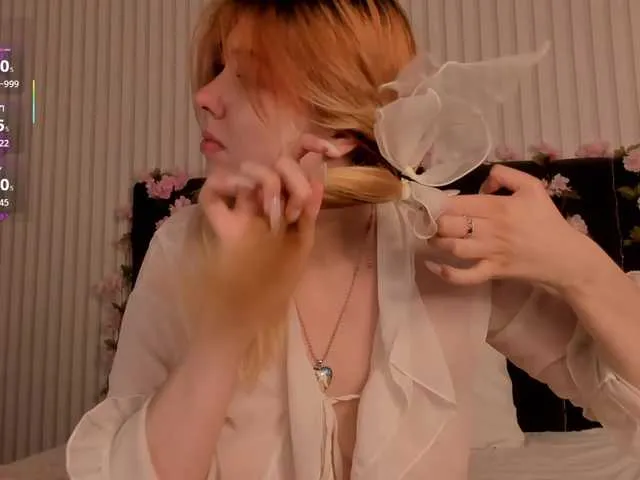 CassieGil – webcam model profile photo Image 9